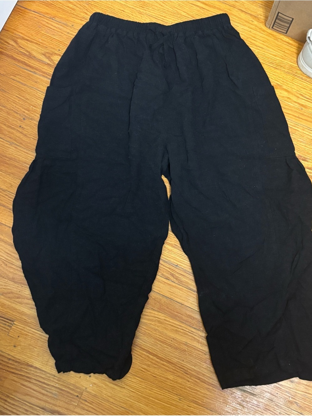 Wide-Leg Elastic-Waist Black Women's Pants